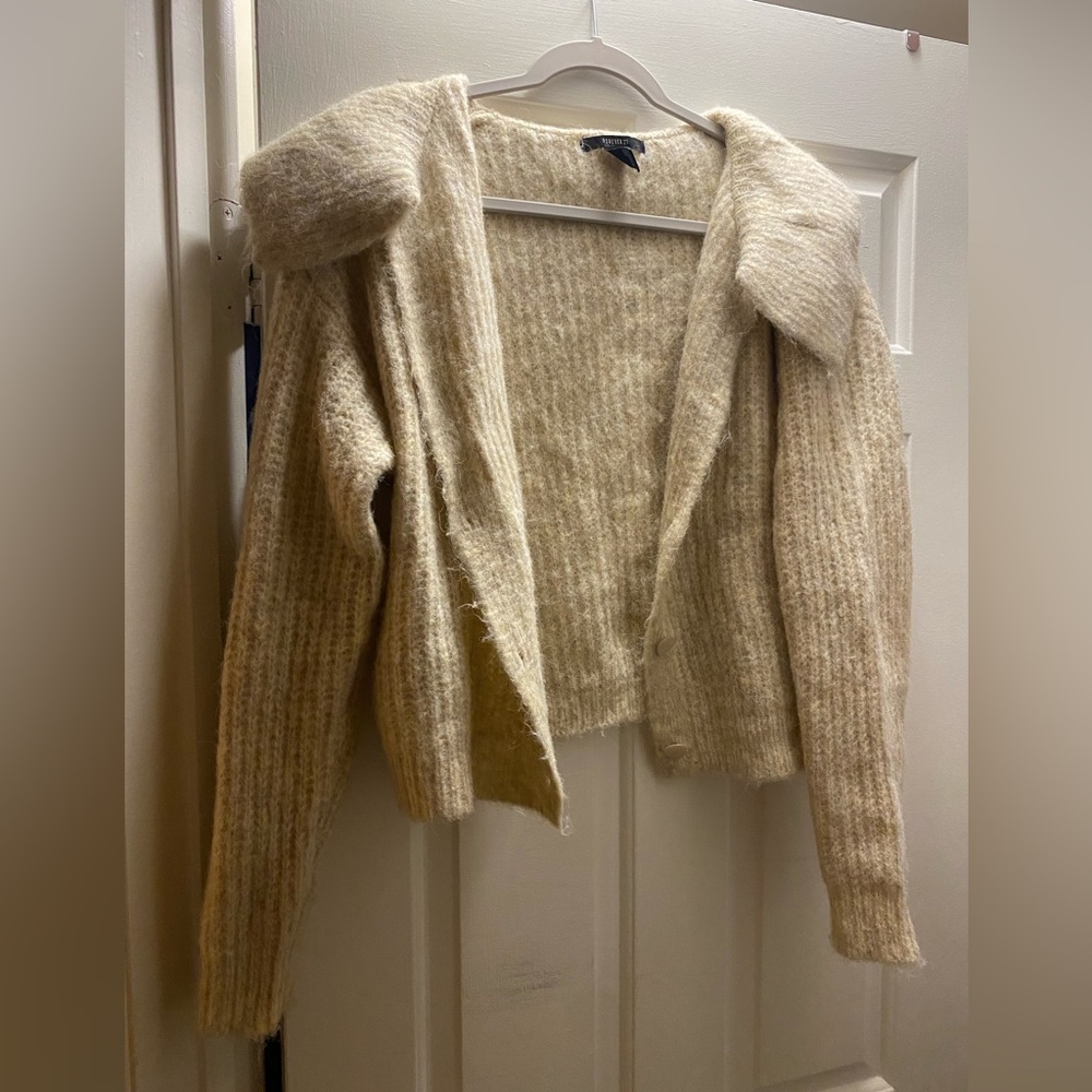 Forever21 super soft cropped sweater, tan, size L